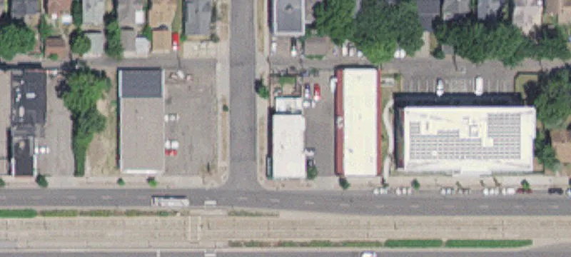 799 University W Ave