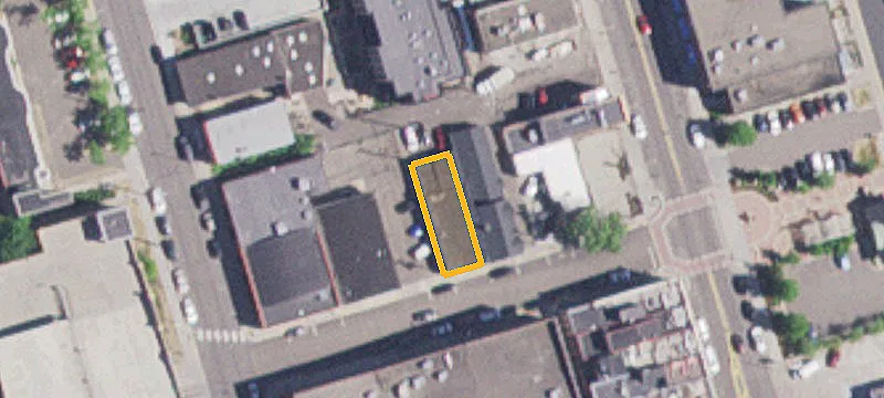 220 Commercial St