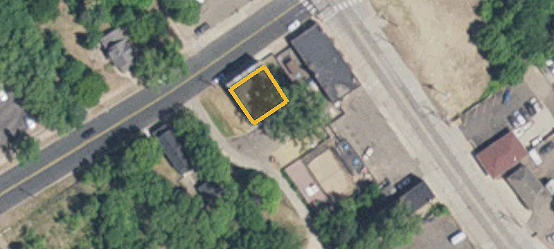 1011 Bryant Ave