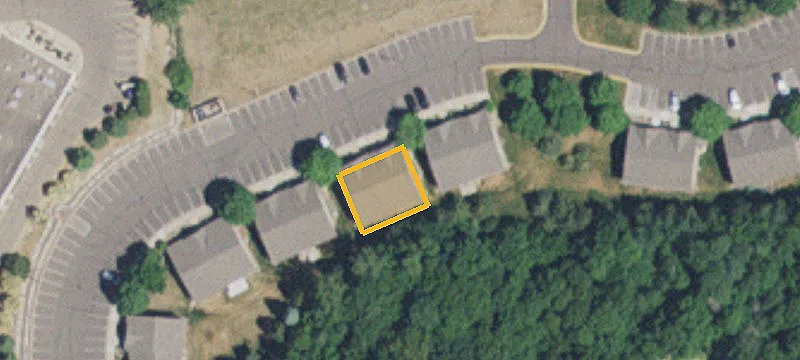 5806 Blackshire Path
