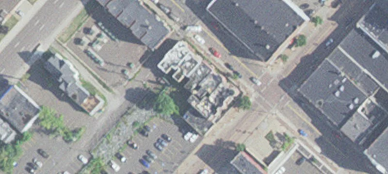 123 1st St