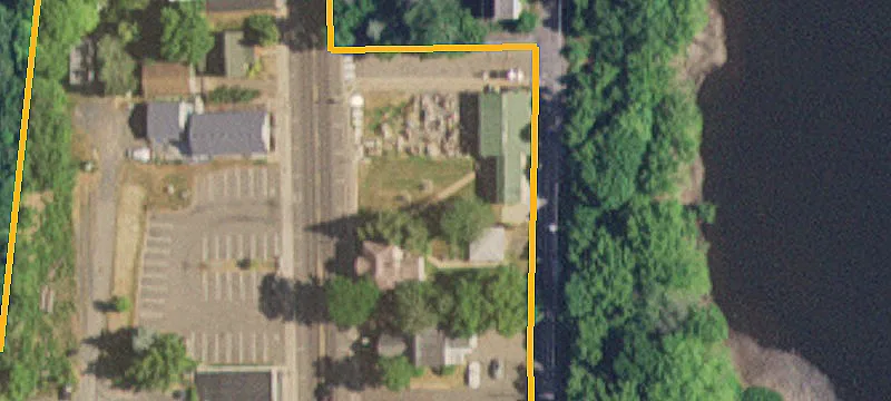 424 Bench St