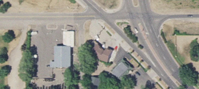 560 Main St
