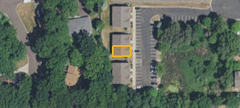 1042 Centerville Cir