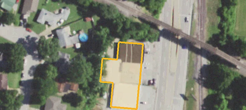 215 Truman Blvd
