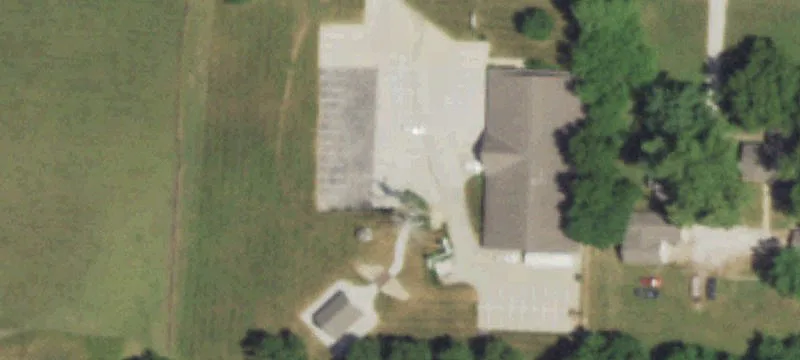 1305 Main St