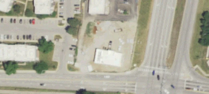 890 Langsford Rd