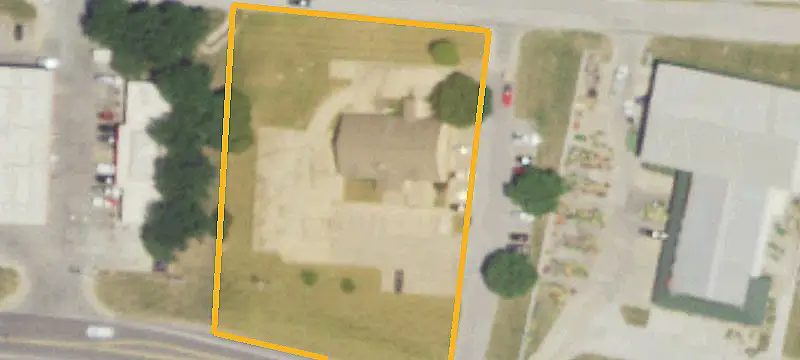 702 Blue Pkwy
