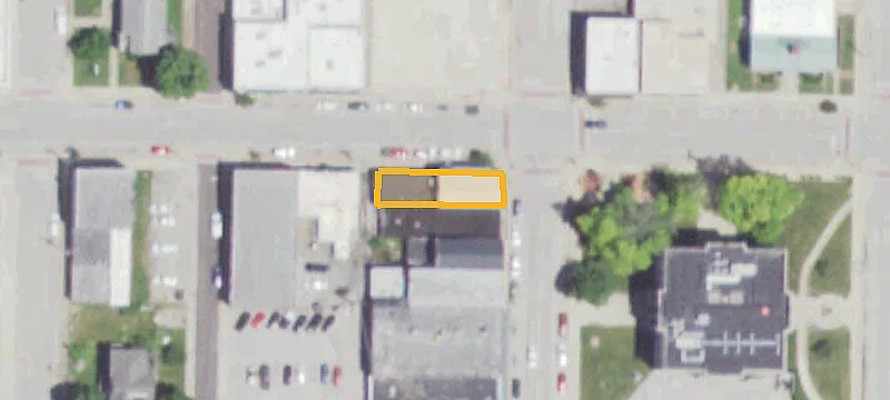3 Oak St