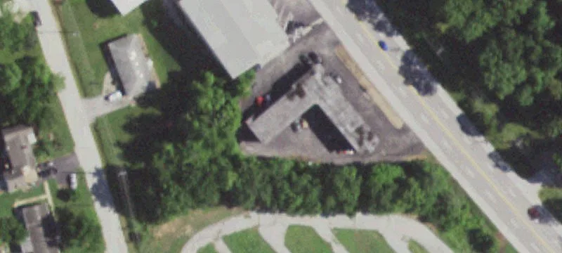 8743 Commercial Blvd
