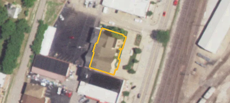 220 Main St