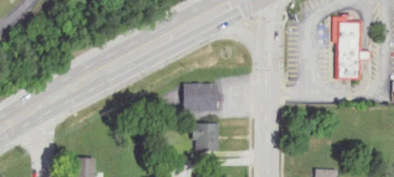 403 Oak St