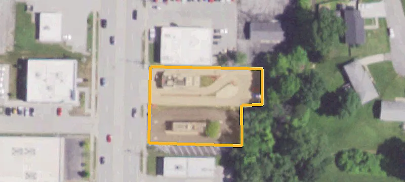 506 Main St