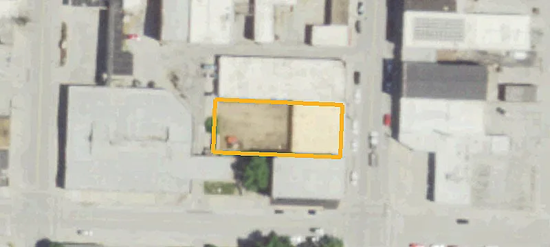 118 Main St