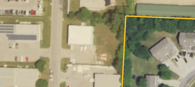 1051 Broadway Dr