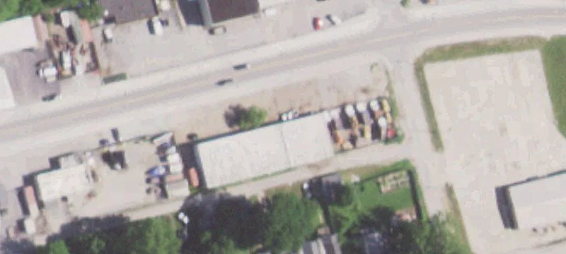 921 Saint Louis Ave