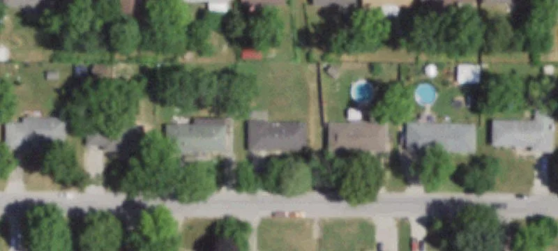 2605 Village Ln