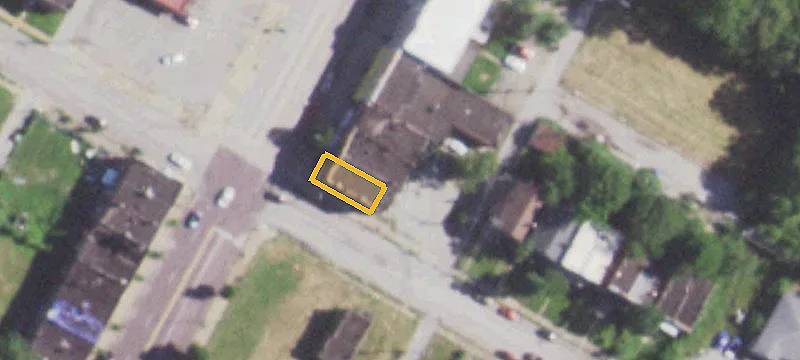 2900-2904 Un Blvd