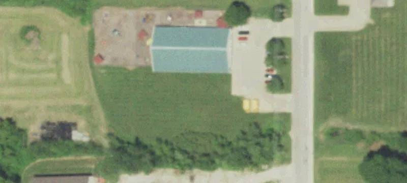 1050 Commercial Ave