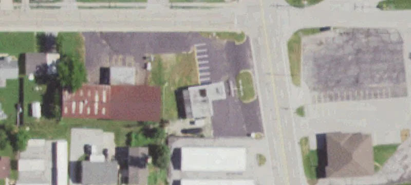 8905 Commercial Blvd