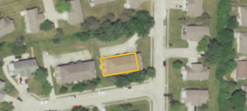 1915 Waverly Ct