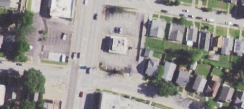 1242 Hampton Ave