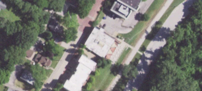 1200 Main St