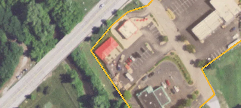2 Elm Pt Rd