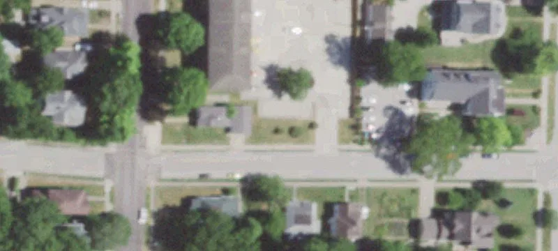 411 Webster St