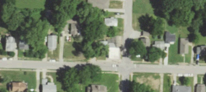 330 Es Ave