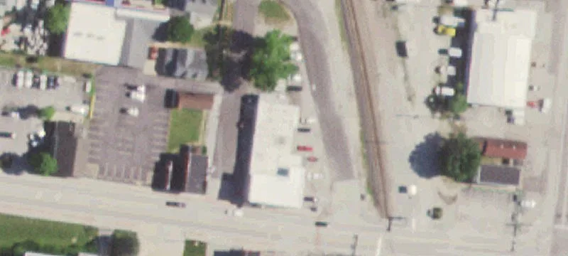1009 Main St