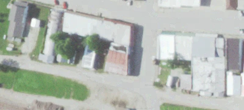 406th N Elm St