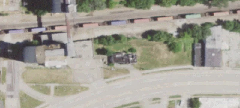 935 Commercial St