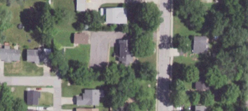 423 Woodlawn Ave