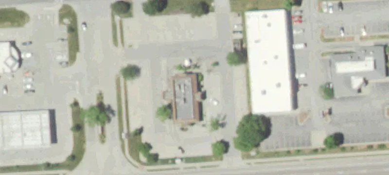 3301 Clark Ln