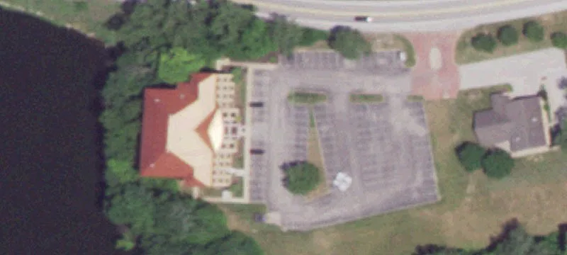 1000 Edgewater Pt