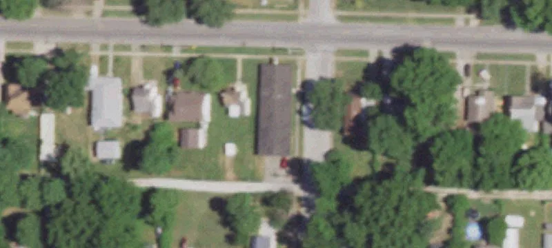 1464 Commercial St