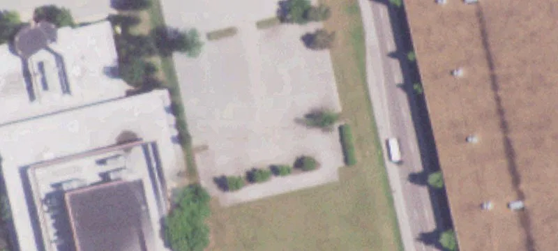 13504 Lakefront Dr
