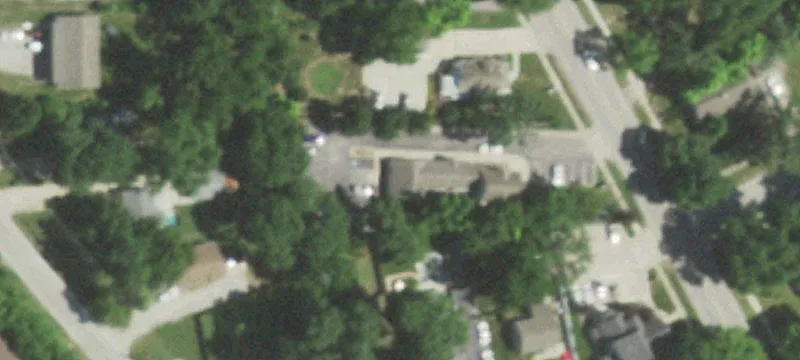 202 Douglas St