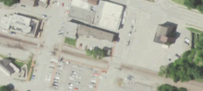 8 Ee St