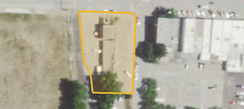 1204 Main St