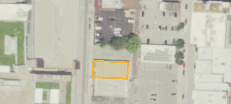 1725 Main St