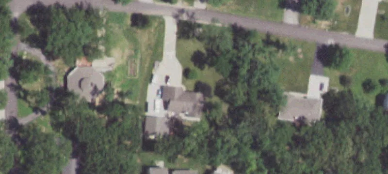 1736 Hiawatha Dr