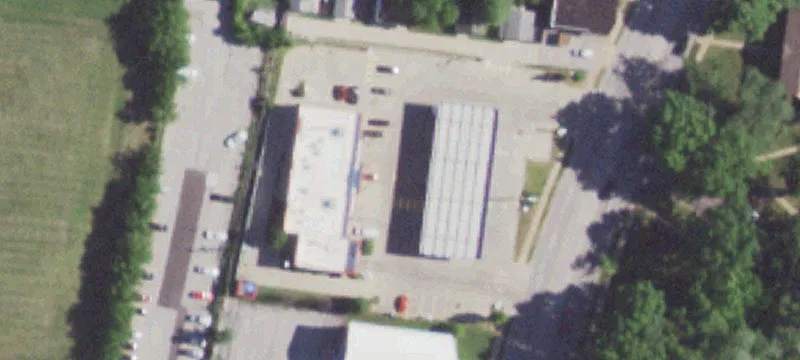 3225 Hampton Ave