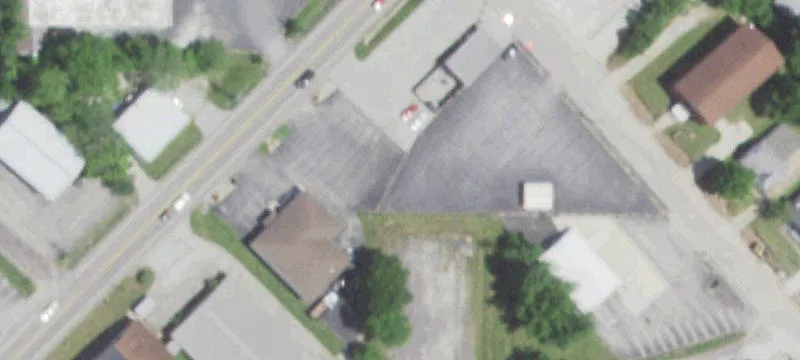 370 Commercial Ave