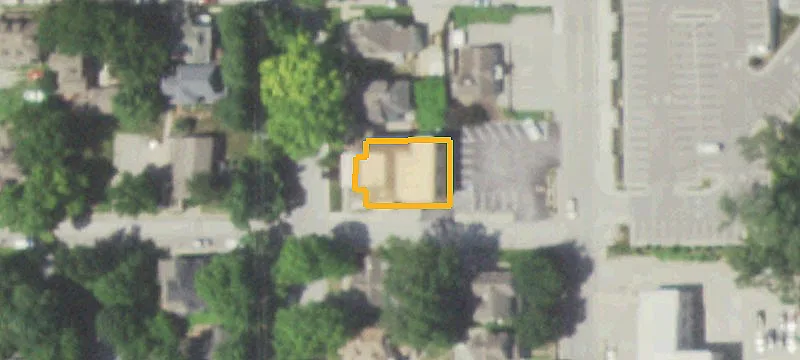 401 Main St