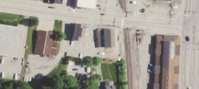 1006 Main St