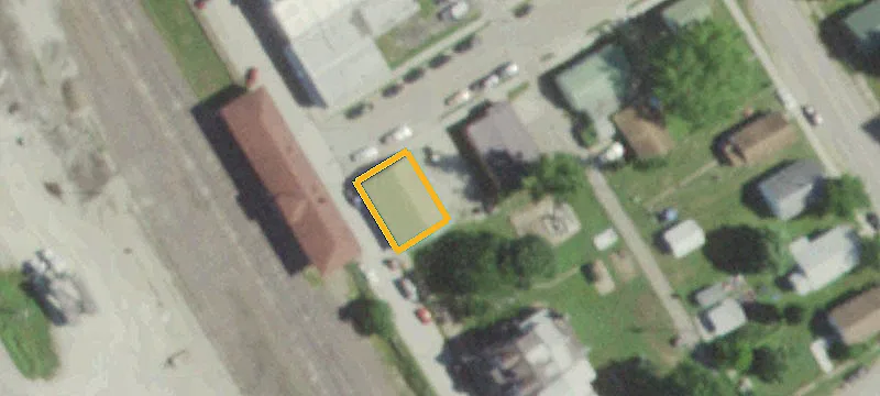 818 Main St