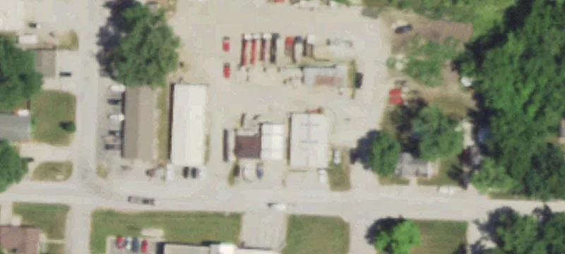402 Walnut St