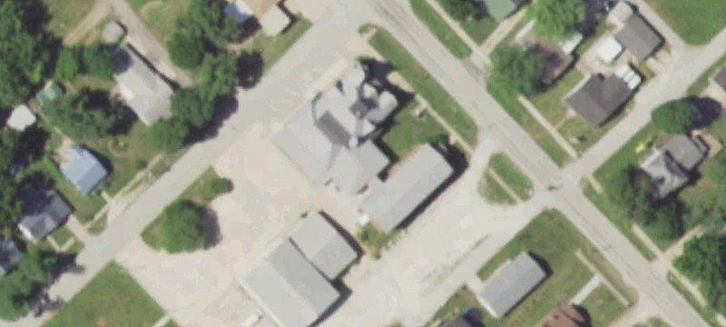 301 Main St